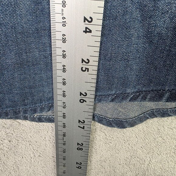 Womens Chico's Blue Denim Shirt Button Down Front Pockets 100% Cotton Size 4.5 - Picture 7 of 8